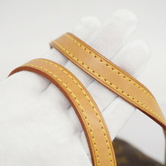 Louis Vuitton Monogram Papillon Handbag - Picture 6 of 9